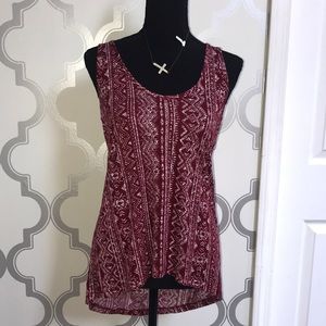 Tank and necklace combo !